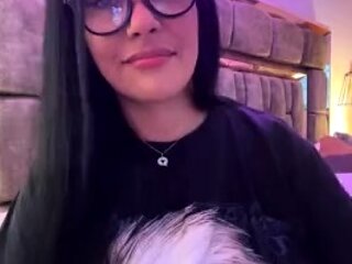 Amateur Teen georgeus brunette 2