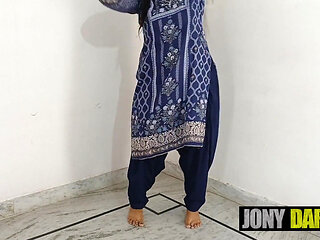 Indian Gasti Nude Mujra on Punjabi Song