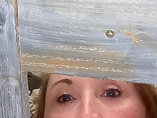 Sucking off the Prison Guard