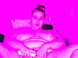 BBW Spreads Her Pussy for Her Machine