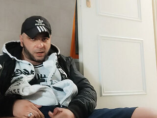 Dirty play in the bathroom, sox and feets