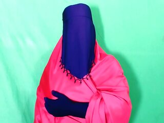 Bangladeshi Beautiful Housewife Spending The Night With Neighbor