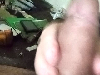 DIRTY OLD MALE HAIRY STRONG WITH PENIS MACRO VERY THICK MILK