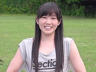 Cute Japanese Babe Gets Toyed Outdoors - Yui Kasugano