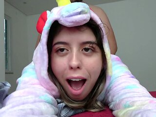 Scarlett Taylor moaning on the bed in homemade pov doggy style