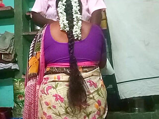 Tamil Aunty Having Sex with House Boss
