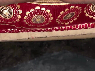 Cute Indian Girl Playing with Her Juicey Pussy and Playing with Her Perfect Round Big Bobbs