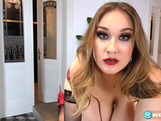 Cheryl Blossom: Her Sexy Eyes Hypnotize - Cheryl Blossom - Scoreland