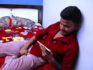 BOYFRIEND PENIS BECAME ERECT AND GIRLFRIEND CAME AND RELIEVED HIM