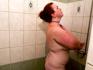 Naked Nicole Bunny in the Shower