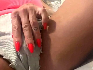 Big Clit MILF Fabi Drumond Masturbates Hard to Orgasm - Solo Amateur Homemade