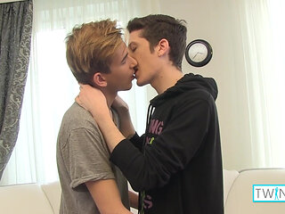 Halloween Fun With Cock Loving Twinks Robyn S And William B!