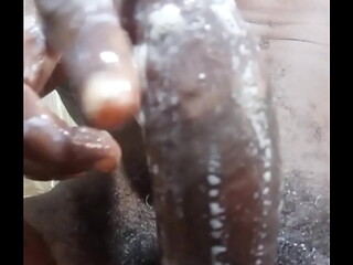 Wetjuicypussy1 element is the  hotest Guy on xvidoe na from Lagos Nigeria