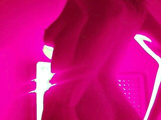 Amateur teen porsha solo action