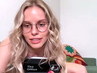 Mom amateur webcam pussy masturbate