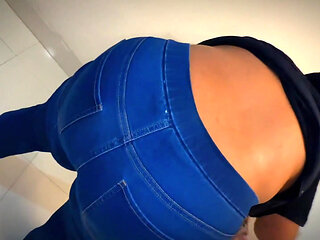 Turki Curvy Hot Muslim Stepmom Wearing Jeans Pant & Show Big Ass & Puffy Tits & Make Me Supper Horny