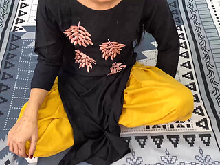 Big ass Punjabi aunty's ass fucked
