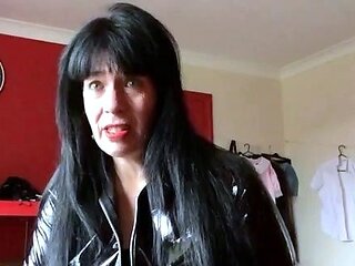 Brunette Solo Webcam Masturbation