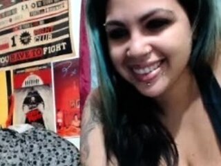 Brunette Solo Webcam Masturbation