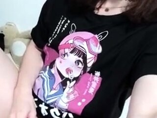 Quick Amateur Teasing With Lewdy Kaine