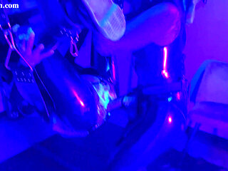 Neon Fist mistress Lunatika