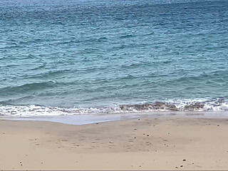 Naked Beach MILF Helps a Jerking Stranger - Cum on Her Ass