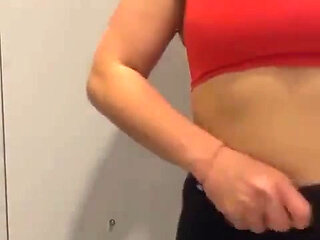 I Masturbate in the Gym, I Warm up in the Middle of a Series of Weights