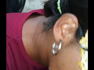 Preta mamando at&eacute_ tomar leite de pica