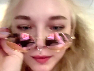 What Are You Doing? Today I Will Be Naughty