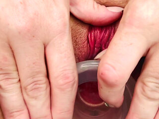 Gaping Stretcher Pussy Masturbation - Close up Cervix and Creaming