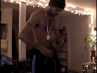 Vinnie Blows Straight Enrique