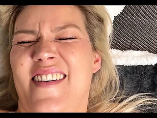 Daddys Luder Amateur Mature Big Ass - Play With My Wet Pussy & Vibrator Until I Scream