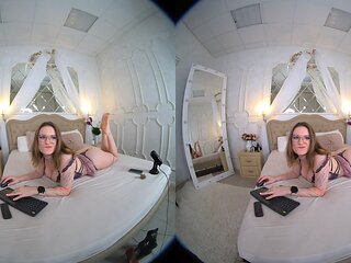 Carly Rae Nude Public Masturbation Of Blonde Teen Babe