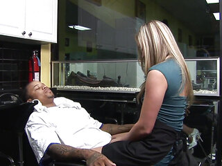 Interracial porn with Malia Kelly an experienced blonde