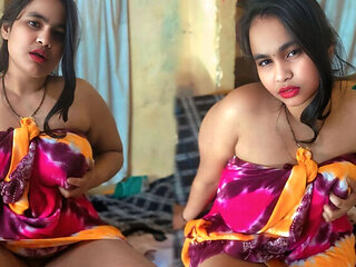 Desi BBW in Colorful Saree - Busty Homemade Blowjob & Doggy Style