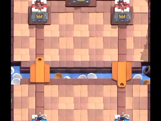 Pendejo le hacen las 3 torres en clash royale (no dura nada)