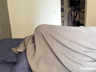Casual and Neglected Food Under the Sheets -amateur Couple- Nysdel