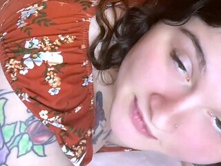 Big booty girl shaking her fat ass asking you to fuck. Find