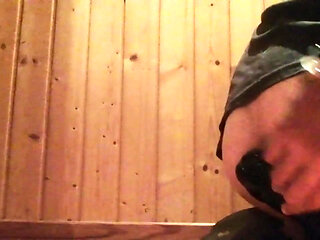 I'm looking for a fat and big penis to make videos