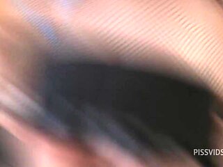 Naked Barefoot wet, Vivian lola, 5on1, Anal Fisting, ATM, Balls