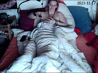 Caught MILF Masterbating on Cam