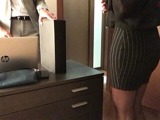 Boss Secretary Blowjob: Office MILF in Stockings Gets Fucked for Early Leave