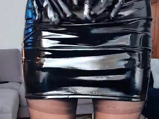 JessicaXD - Tight PVC Skirt Gloves