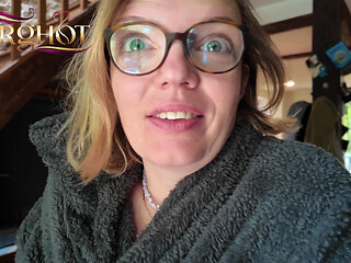 Cuckold Threesome Waking up: I Wake up My Lover, He Dismantles My Pussy and Makes My Cuckold Husband Squirt