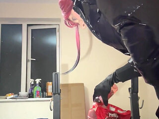 Jess Silk Rides Dildo