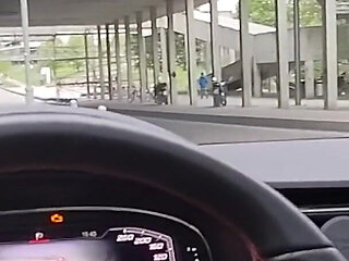 Handjob in the car on a very busy street o o huge risk