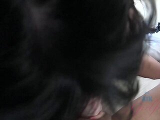 Dollish Olive at blowjob movie