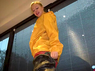 Slippery Pvc Garden Wank Hose, Mud & Shiny Rubber Waders