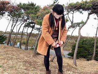 Self-training No. 68: Public Beach Tackle Pussy Exposure