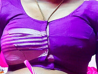 Hot and Sexy Aunty Had Sex with Her Stepcousin